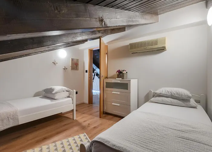 Angeli Villa *
