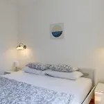 Angeli *