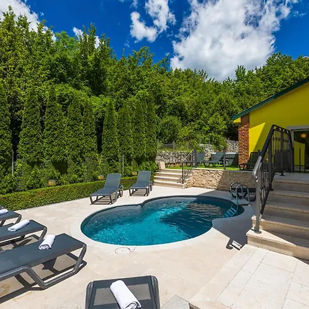 Angeli Villa