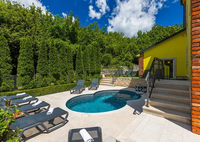 Angeli Villa